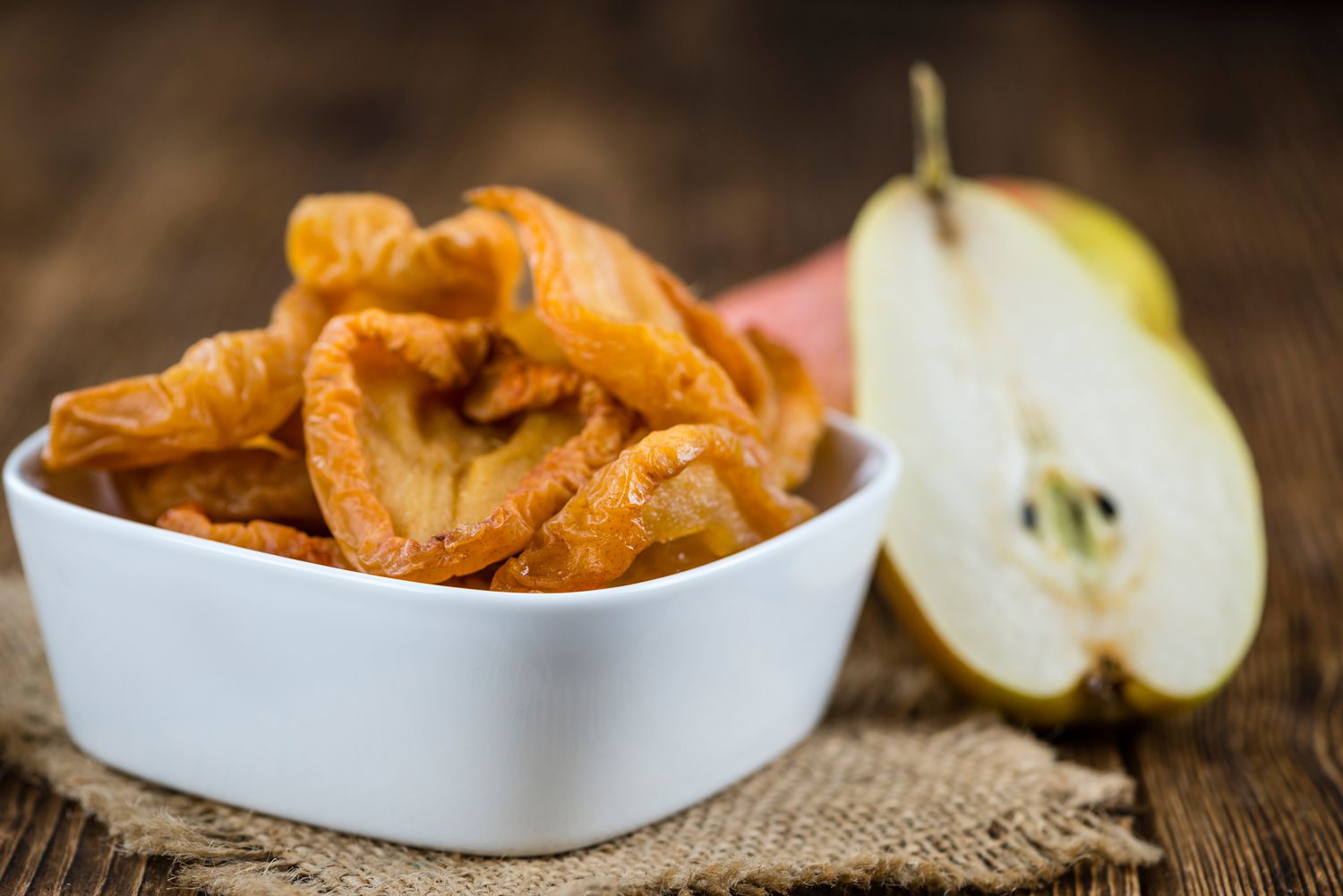 Dried pears